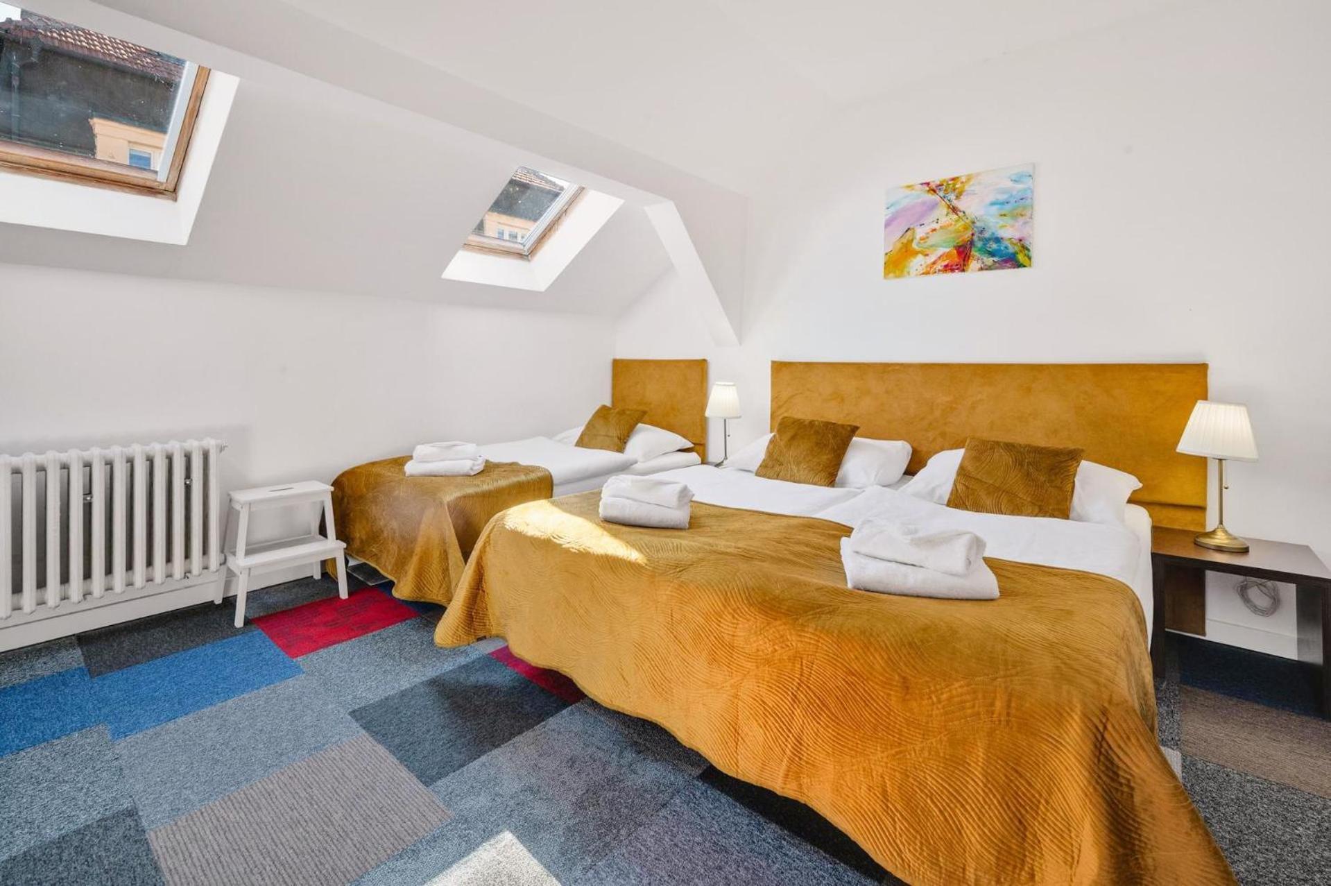 Elisabeth Old Town Hotel 3*