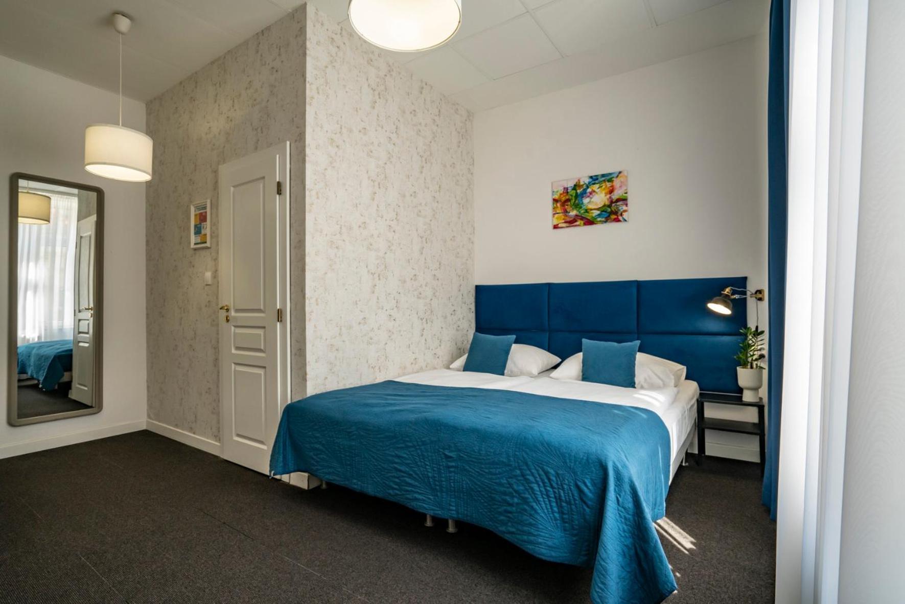 Elisabeth Old Town Hotel 3*