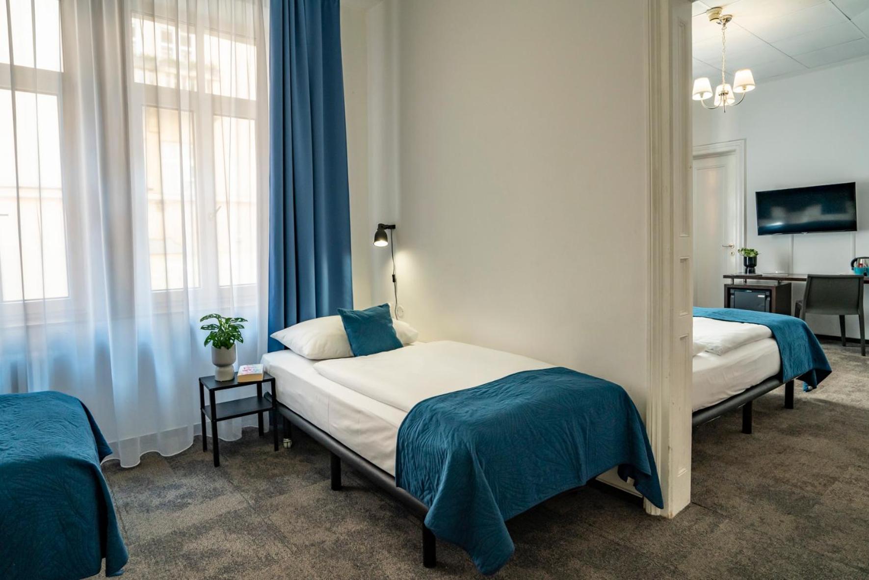 Hotel Elisabeth Old Town 3*